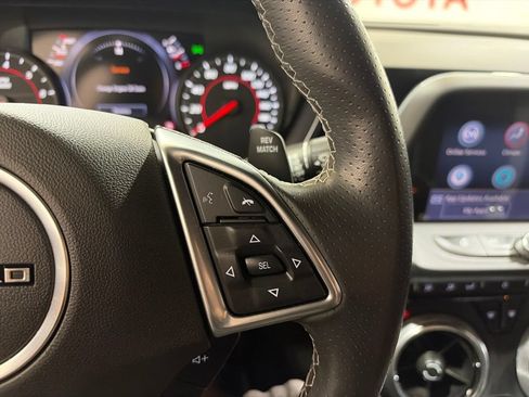 Used 2021 Chevrolet Camaro SS RWD image 22