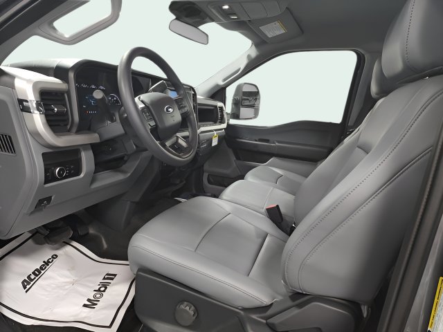 New 2025 Ford F250 XL AWD/4WD image 10
