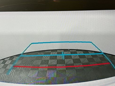 Used 2023 Toyota Highlander L image 25