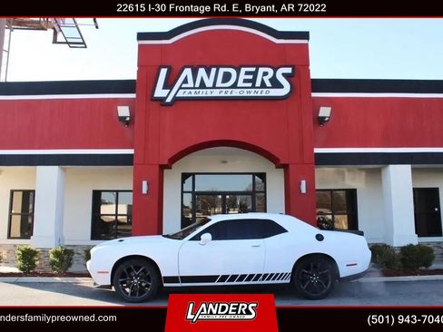 Used 2021 Dodge Challenger SXT w/ Driver Convenience Group image 1
