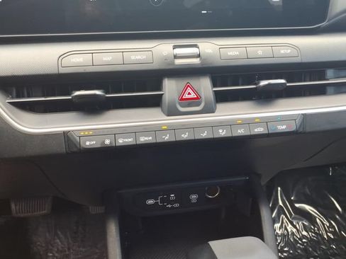 Used 2025 Kia K4 FWD image 20