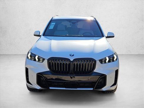 New 2026 BMW X5 xDrive40i w/ M Sport Package image 5