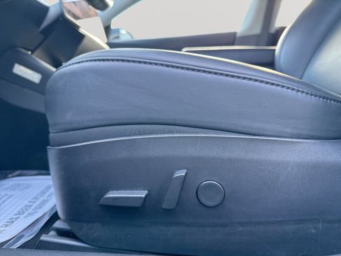 Used 2018 Tesla Model 3 Mid Range RWD image 14