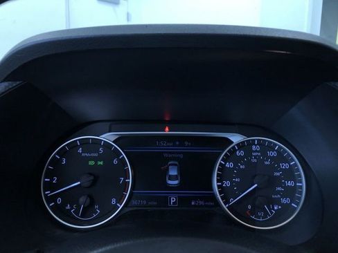 Used 2024 Nissan Sentra SV image 31