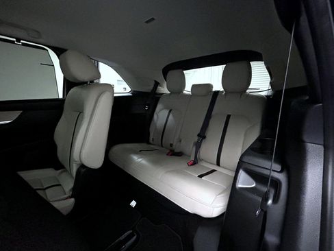 Certified 2025 MAZDA CX-90 3.3 Turbo w/ Preferred Package image 19