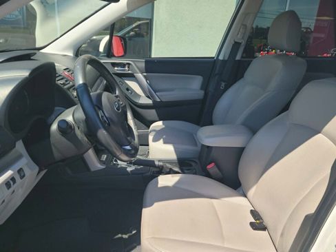 Used 2015 Subaru Forester 2.5i Touring w/ Eyesight & Navigation System AWD/4WD image 14