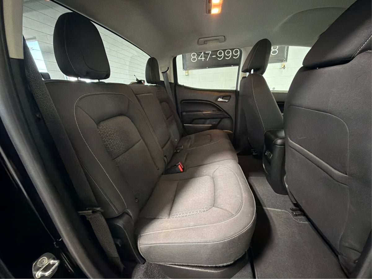 Used 2019 GMC Canyon SLE AWD/4WD image 15