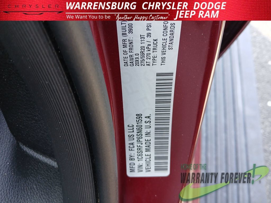 Used 2025 RAM 1500 Laramie AWD/4WD image 11