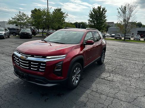 Used 2026 Chevrolet Equinox LT w/ Convenience Package II AWD/4WD image 7