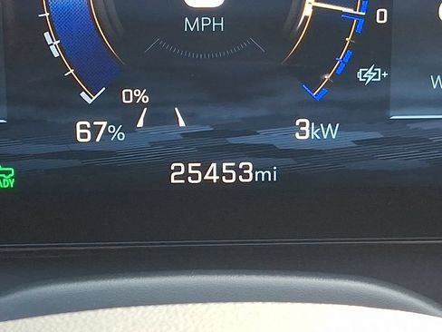 Used 2025 Chevrolet Silverado EV LT AWD/4WD image 20