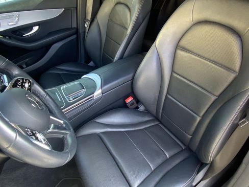 Used 2020 Mercedes-Benz GLC 300 image 22