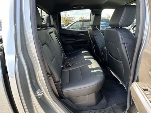 Certified 2025 Chevrolet Colorado LT w/ LT Convenience Package image 20