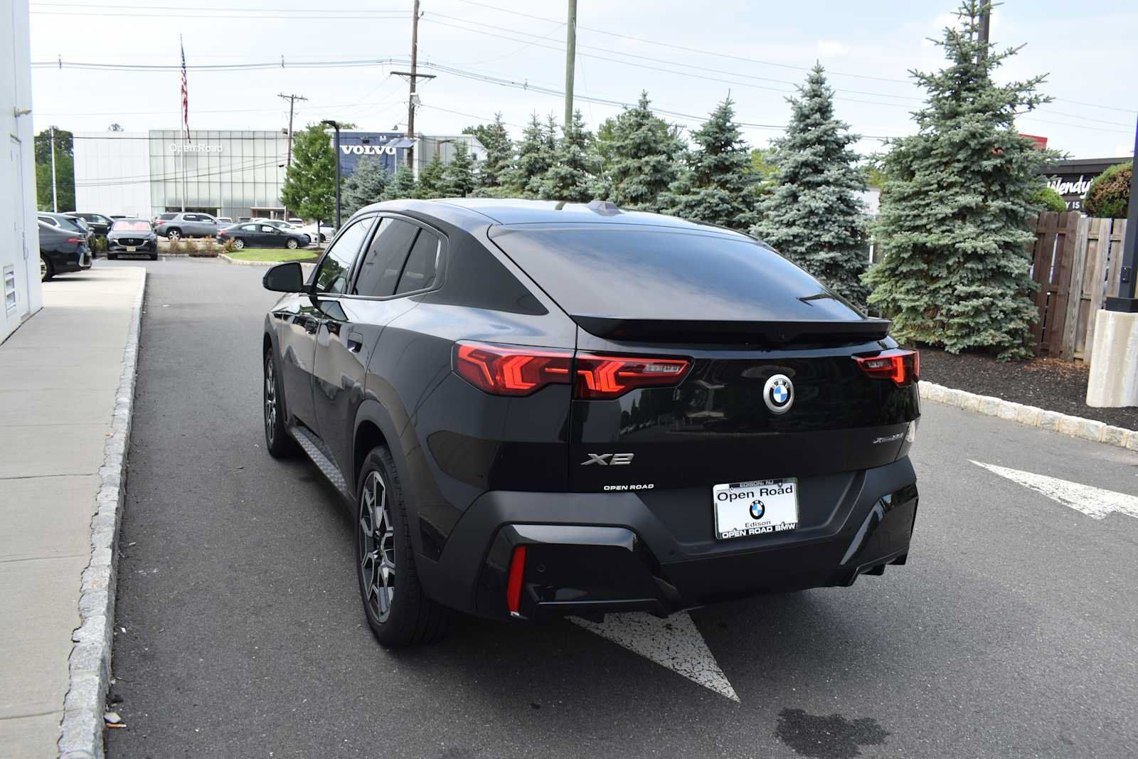 Used 2026 BMW X2 xDrive28i w/ Technology Package AWD/4WD image 7