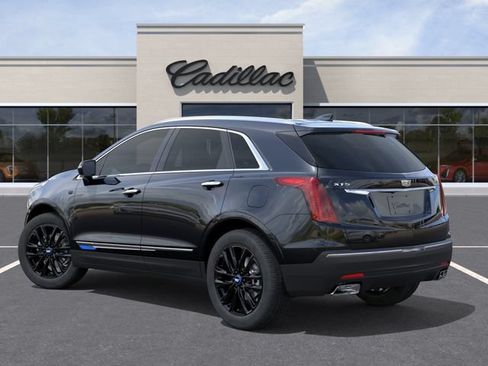 Used 2026 Cadillac XT5 Luxury w/ LPO, Blue Accent Package FWD image 3