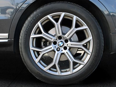 Used 2022 BMW X7 xDrive40i image 12