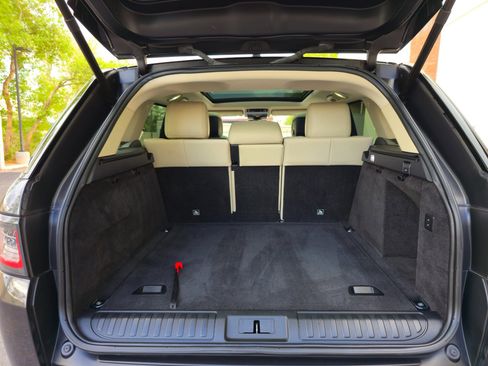 Used 2019 Land Rover Range Rover Sport HSE Dynamic image 32