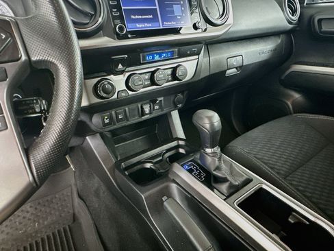 Used 2022 Toyota Tacoma SR5 w/ Trail Edition AWD/4WD image 24
