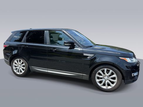 Used 2017 Land Rover Range Rover Sport HSE AWD/4WD image 2