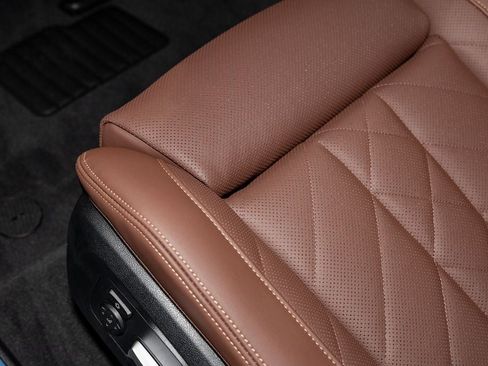 New 2026 BMW X5 xDrive40i AWD/4WD image 24
