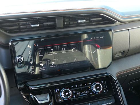 Used 2023 GMC Sierra 1500 AT4 w/ AT4 Preferred Package image 19