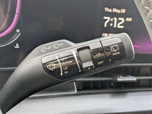 Used 2024 Kia Sportage EX FWD image 7