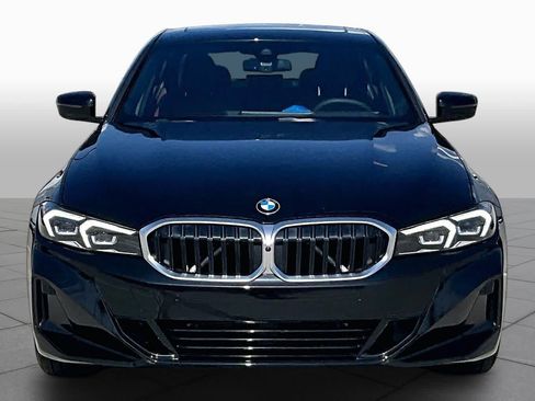 Used 2025 BMW 330i Sedan RWD image 3