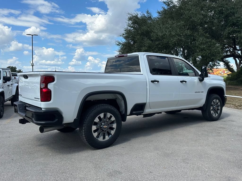 New 2026 Chevrolet Silverado 2500 Custom w/ Custom Value Package AWD/4WD image 5