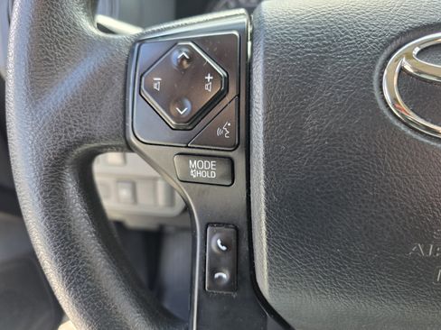 Used 2020 Toyota Tacoma SR w/ SX Package image 22