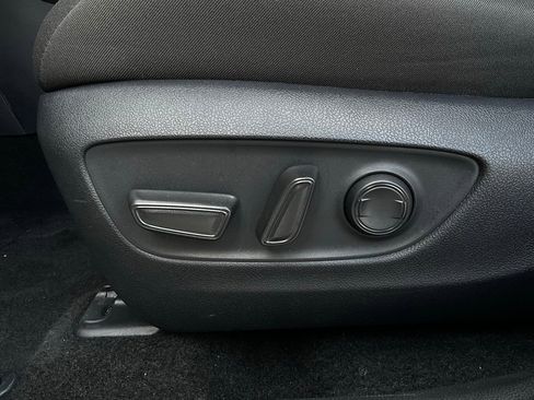 Used 2025 Toyota RAV4 XLE image 11