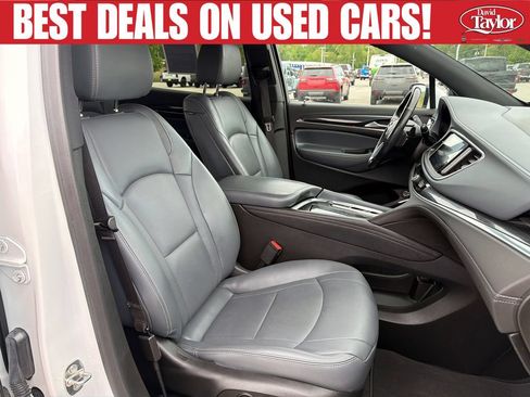 Used 2023 Buick Enclave Essence FWD image 32