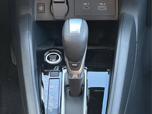 New 2025 Nissan Versa SR w/ Trunk Package image 12