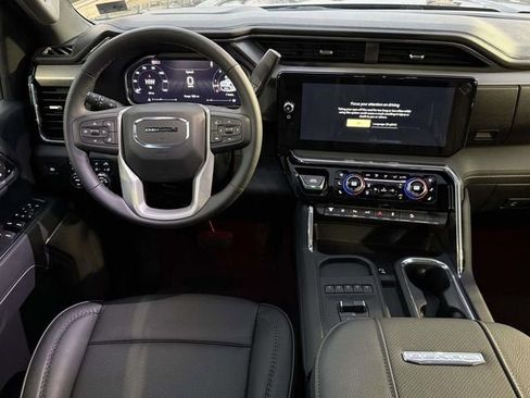 New 2026 GMC Sierra 2500 Denali w/ Denali Reserve Package AWD/4WD image 13