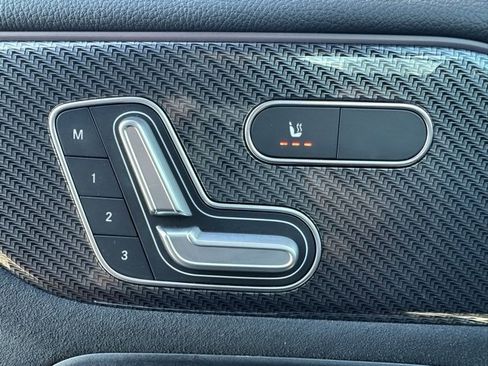 Certified 2022 Mercedes-Benz GLA 250 4MATIC image 15