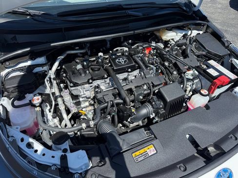 Certified 2025 Toyota Corolla SE FWD image 30