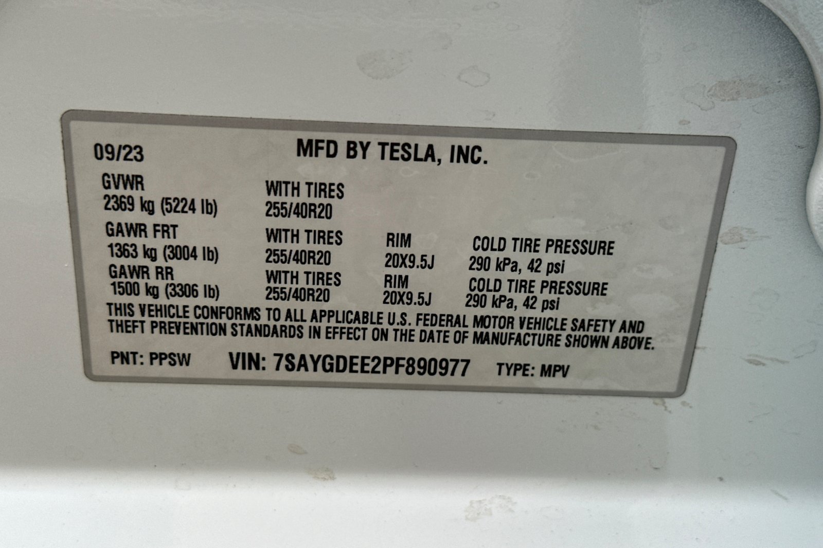 Used 2023 Tesla Model Y Long Range AWD/4WD image 38