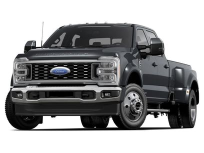 New 2026 Ford F450 Lariat w/ FX4 Off-Road Package