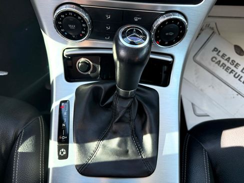 Used 2015 Mercedes-Benz SLK 250 SLK250 image 17