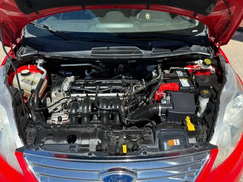 Used 2012 Ford Fiesta SE image 23