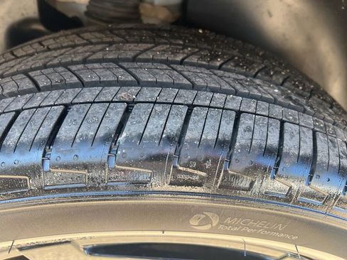 Used 2025 Kia Telluride EX X-Line image 44