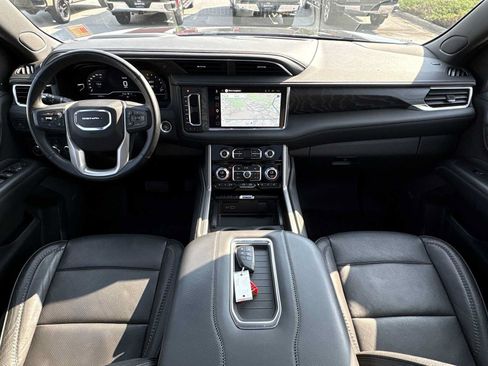 Used 2023 GMC Yukon Denali AWD/4WD image 21