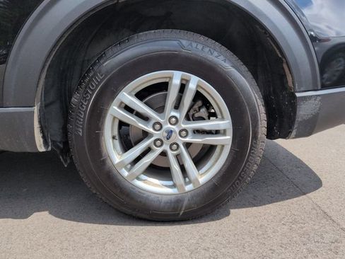 Certified 2022 Ford Explorer XLT AWD/4WD image 9