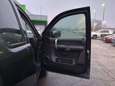 Used 2007 Chevrolet Silverado 1500 LT w/ 1LT Convenience Package image 10