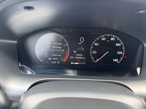 Used 2024 Honda HR-V Sport image 15