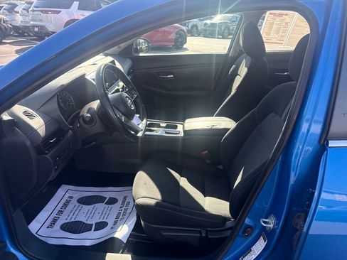 Used 2022 Nissan Sentra SV w/ All-Weather Package image 9