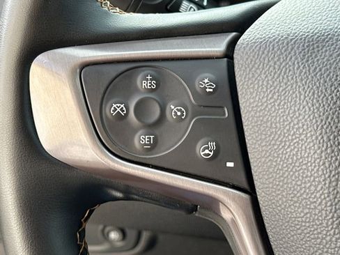 Used 2023 GMC Terrain AT4 image 29