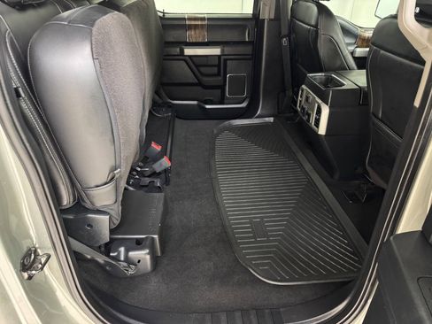 Used 2019 Ford F150 Lariat AWD/4WD image 39