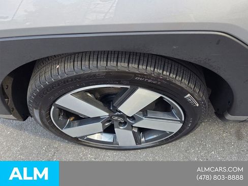 Used 2024 Hyundai Santa Fe Limited AWD/4WD image 20