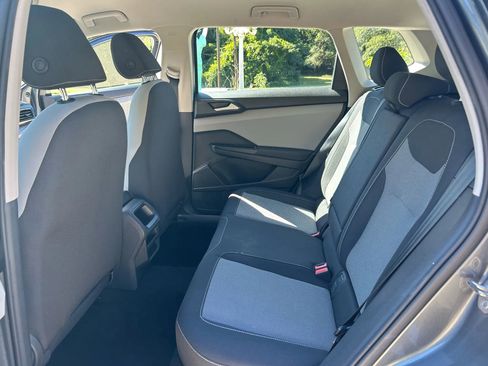 Used 2022 Volkswagen Taos S w/ IQ Drive S Package image 17