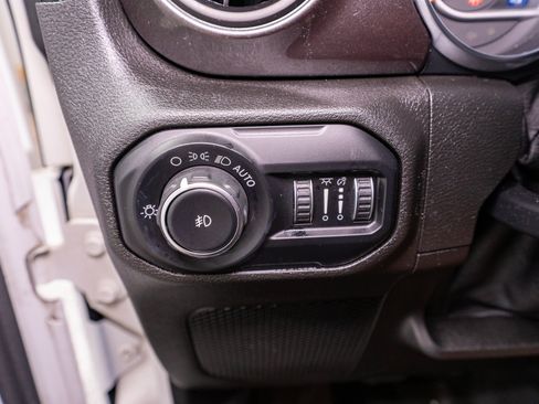 Used 2019 Jeep Wrangler Unlimited Sport AWD/4WD image 28