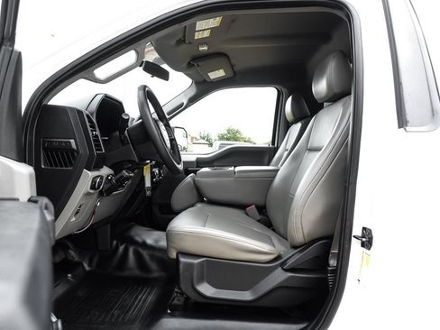 Used 2016 Ford F150 XL RWD image 3